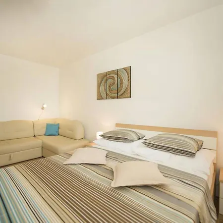 Hanna Appartement *